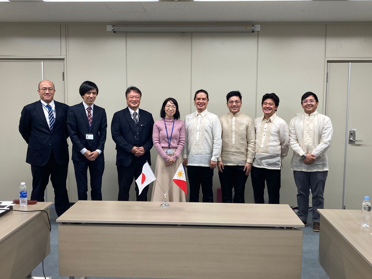RicoQuierrez's tweet photo. Inspired by my recent scientific visit to Japan on radioactive waste management. Learning about their comprehensive approach to pre-disposal and disposal, including the siting for various repository types, has been incredibly insightful. https://t.co/wm3J6Do0aH