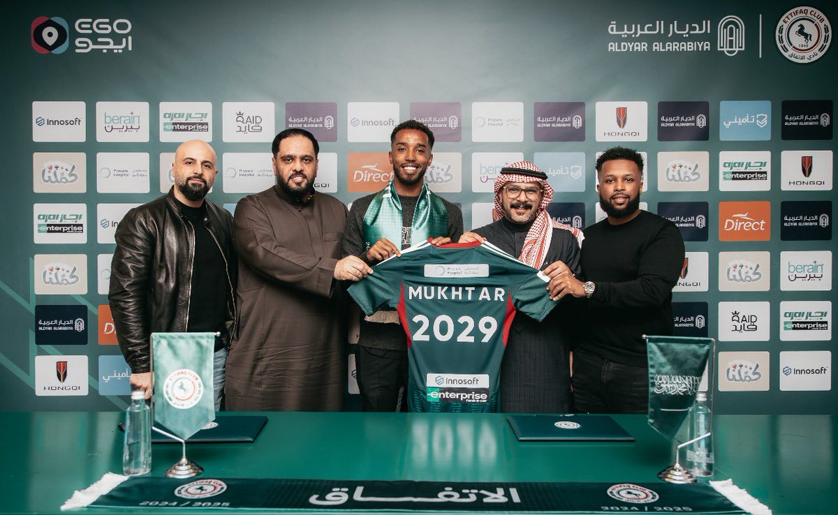 كما اشكر إدارة أعمالي شركة التخيل الرياضي ممثلة بأخواني مشعل السفاعي واخي حماده علي ونواف المهدي واخي ربيع 
على كل ماقدموه من أجلي❤️