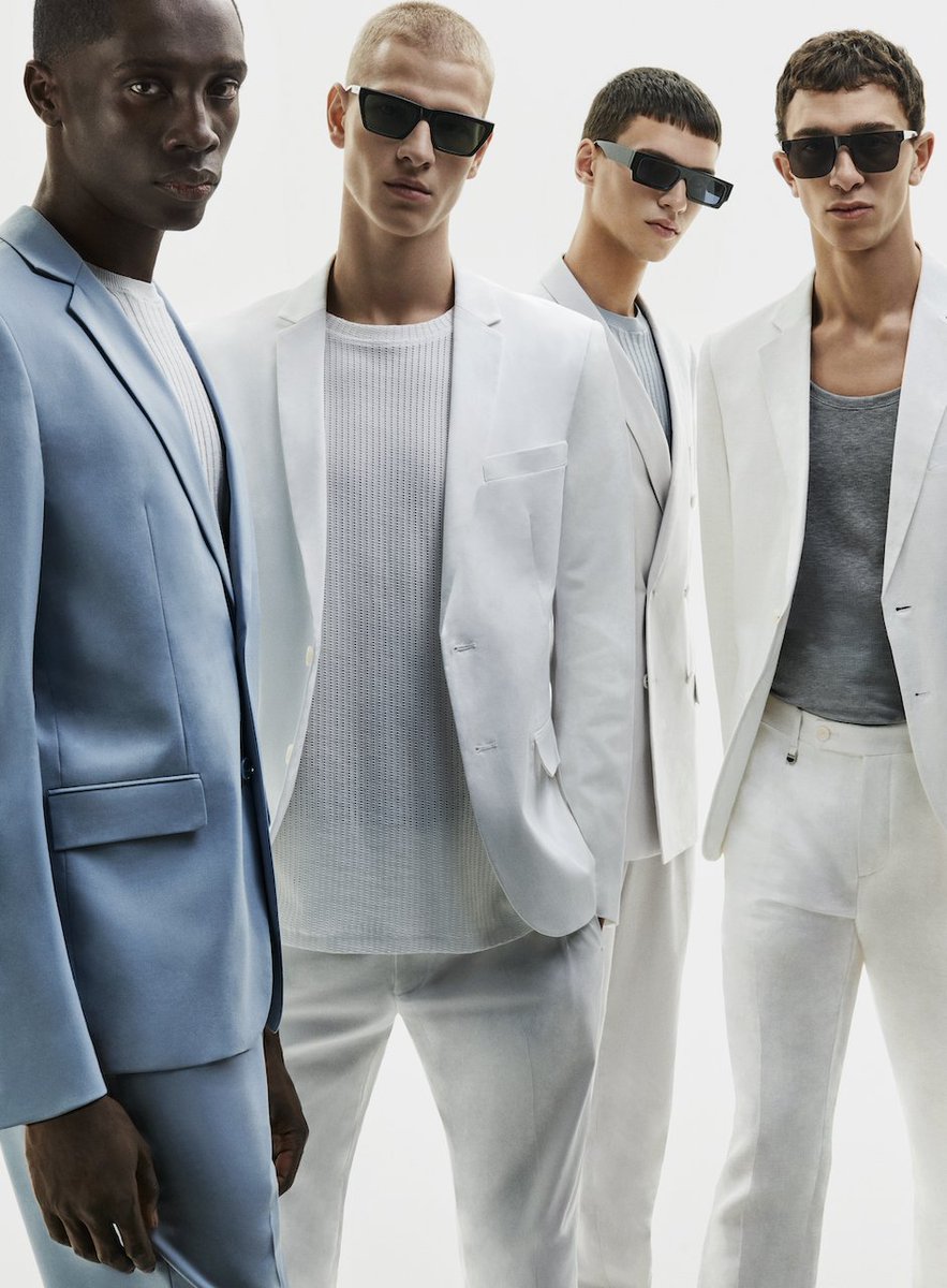 Buenas tardes
<a href="/antonymorato/">Antony Morato</a> celebra la belleza de la multiculturalidad en su colección de primavera- verano.
Hoy, en mi blog telademoda.com