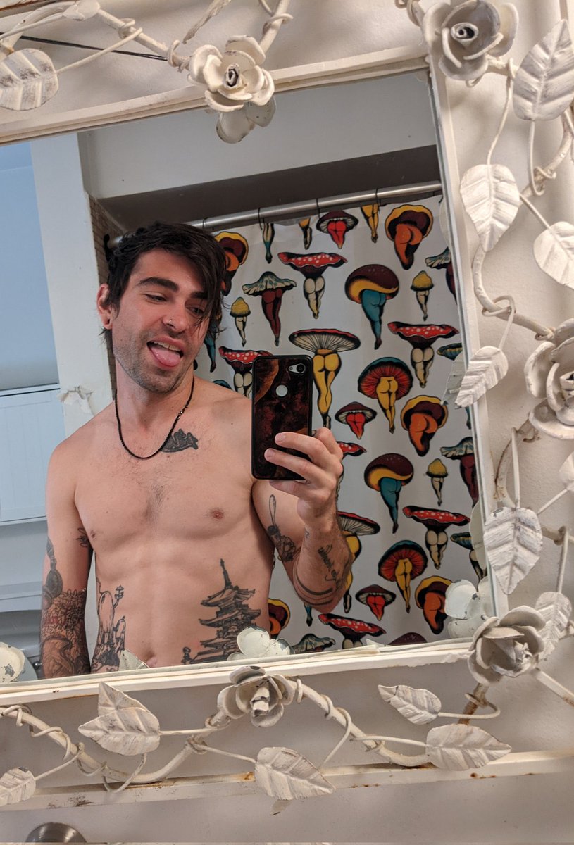 TomThetattking's tweet photo. 👅 https://t.co/HQFFCK6wym