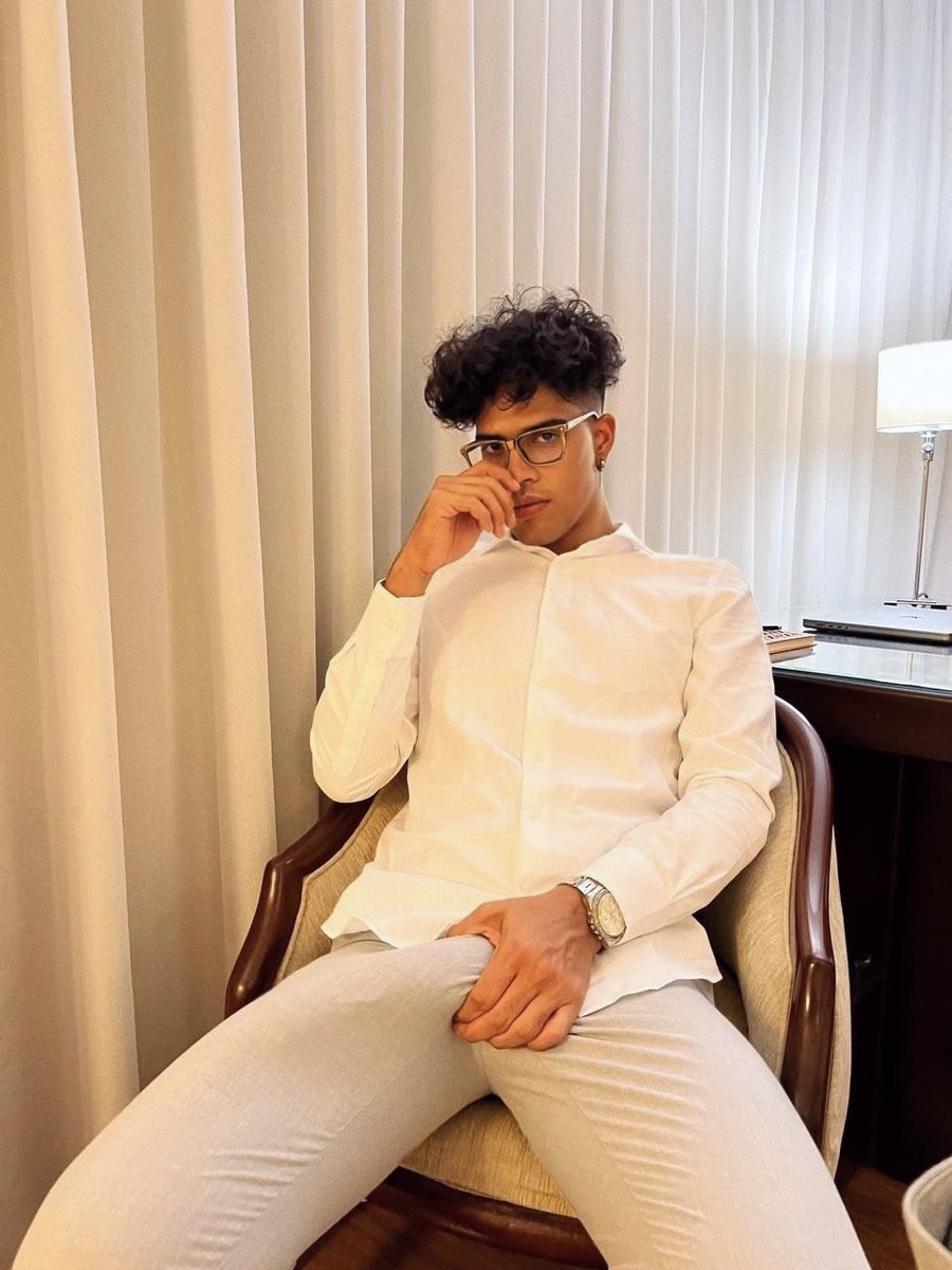 If you are active on X say hi for d pics in dm