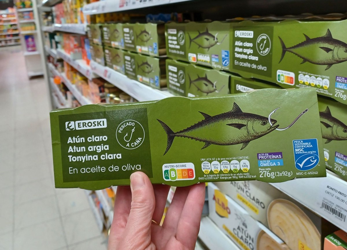 #Comercialización | @Eroski lanza el primer atún claro con certificación <a href="/MSCenEspana/">MSCPescaSostenible</a>
 de marca de distribuidor del mercado español. 

buff.ly/3EgH7FS