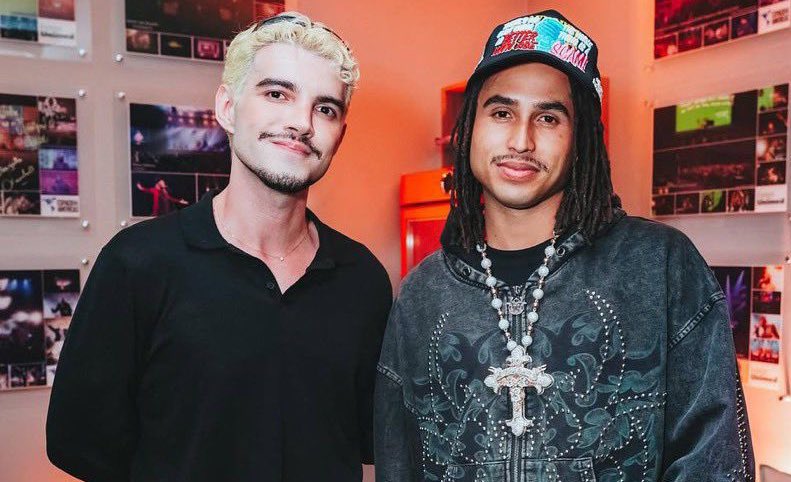 jaostage's tweet image. meu gosto musical é mais ou menos assim