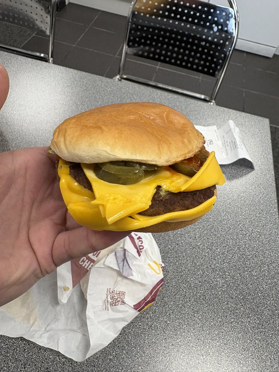 Everything Newcastle United (@_everythingnufc) on Twitter photo Howay <a href="/McDonaldsUK/">McDonald's UK</a> what’s going on here? Cheeseburger looks like it’s been used for the opening fixture of the <a href="/SixNationsRugby/">Guinness Men's Six Nations</a> #Mcdonalds #DoubleCheeseburger #FastFood #6Nations Howay <a href="/McDonaldsUK/">McDonald's UK</a> what’s going on here? Cheeseburger looks like it’s been used for the opening fixture of the <a href="/SixNationsRugby/">Guinness Men's Six Nations</a> #Mcdonalds #DoubleCheeseburger #FastFood #6Nations