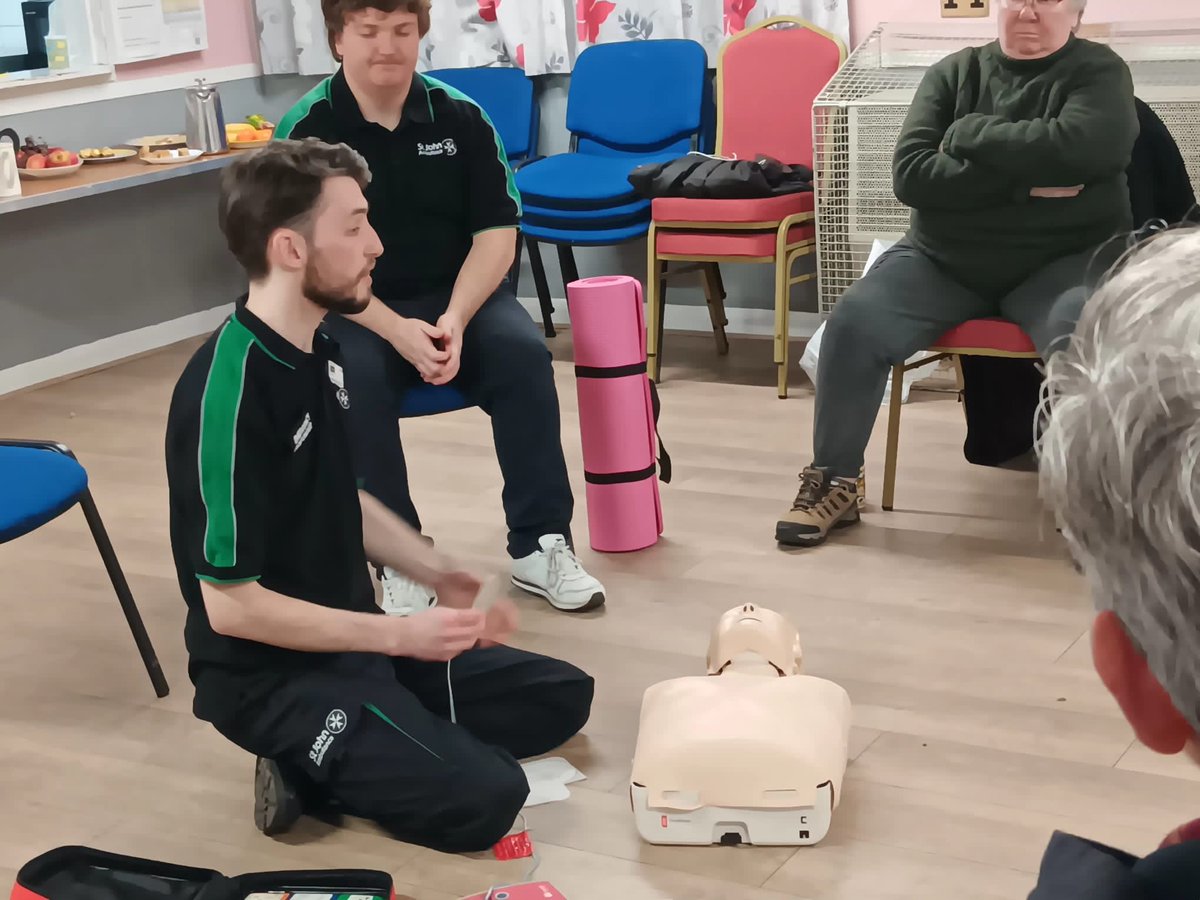 Penge East Community Centre Gardens (@eastpengegarden) on Twitter photo Free St John community first aid awareness at #penge East Community centre this Saturday 11-1pm & 2-4pm. Come & ask any questions you have about helping in first aid. We'd love to see you ๐๐๐ <a href="/GreenGymPenge/">Penge Green Gym ๐๐๐</a> <a href="/thepengetourist/">Penge Tourist Board</a> <a href="/BromleyWell/">Bromley Well</a> <a href="/catoralexandra/">Friends of Cator and Alexandra</a> <a href="/simon_jeal/">Simon Jeal</a> Free St John community first aid awareness at #penge East Community centre this Saturday 11-1pm & 2-4pm. Come & ask any questions you have about helping in first aid. We'd love to see you ๐๐๐ <a href="/GreenGymPenge/">Penge Green Gym ๐๐๐</a> <a href="/thepengetourist/">Penge Tourist Board</a> <a href="/BromleyWell/">Bromley Well</a> <a href="/catoralexandra/">Friends of Cator and Alexandra</a> <a href="/simon_jeal/">Simon Jeal</a>