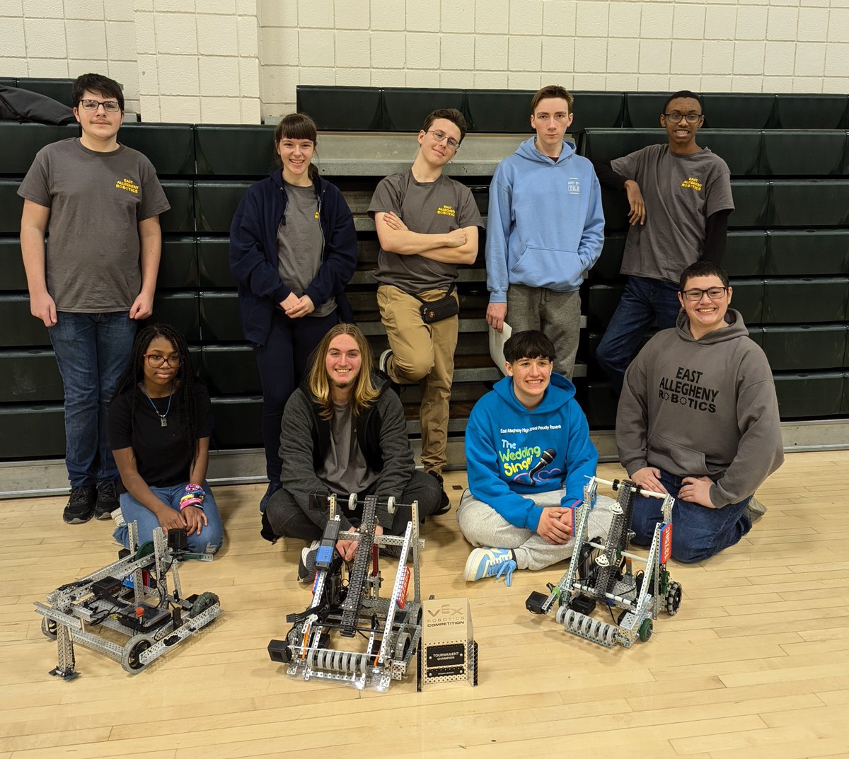 Congrats to the East Allegheny School District’s Robotics team, winners of the  Penn Trafford Western Pa. State Qualifier Tournament for the first time to earn an automatic berth in the state tournament. #WTAE

📸: East Allegheny School District