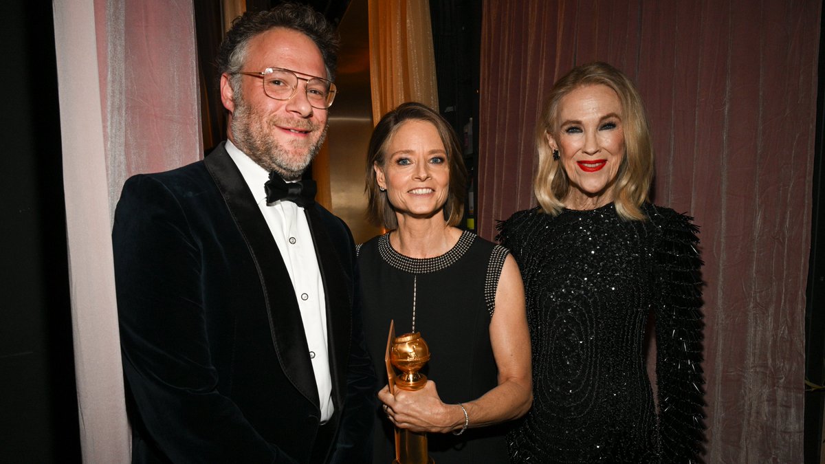 goldenglobes's tweet image. Can we go back to being backstage at the #GoldenGlobes?