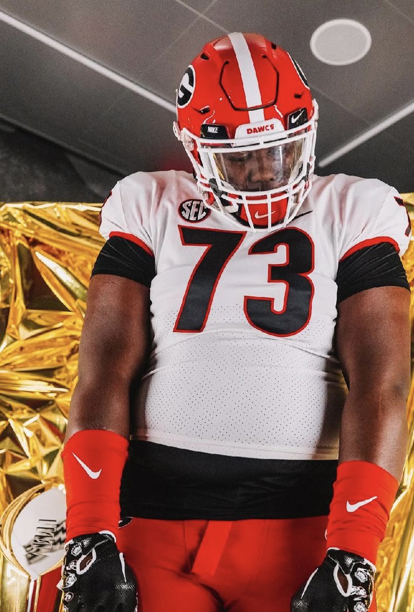 2025 OL Recruit Juan Gaston is finally a Five Star ⭐️. First Five Star OL since 2021. #GoDawgs