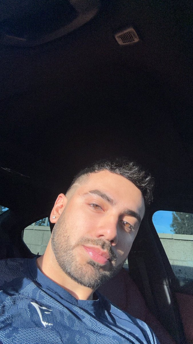 hello
#gay #latino #selfie