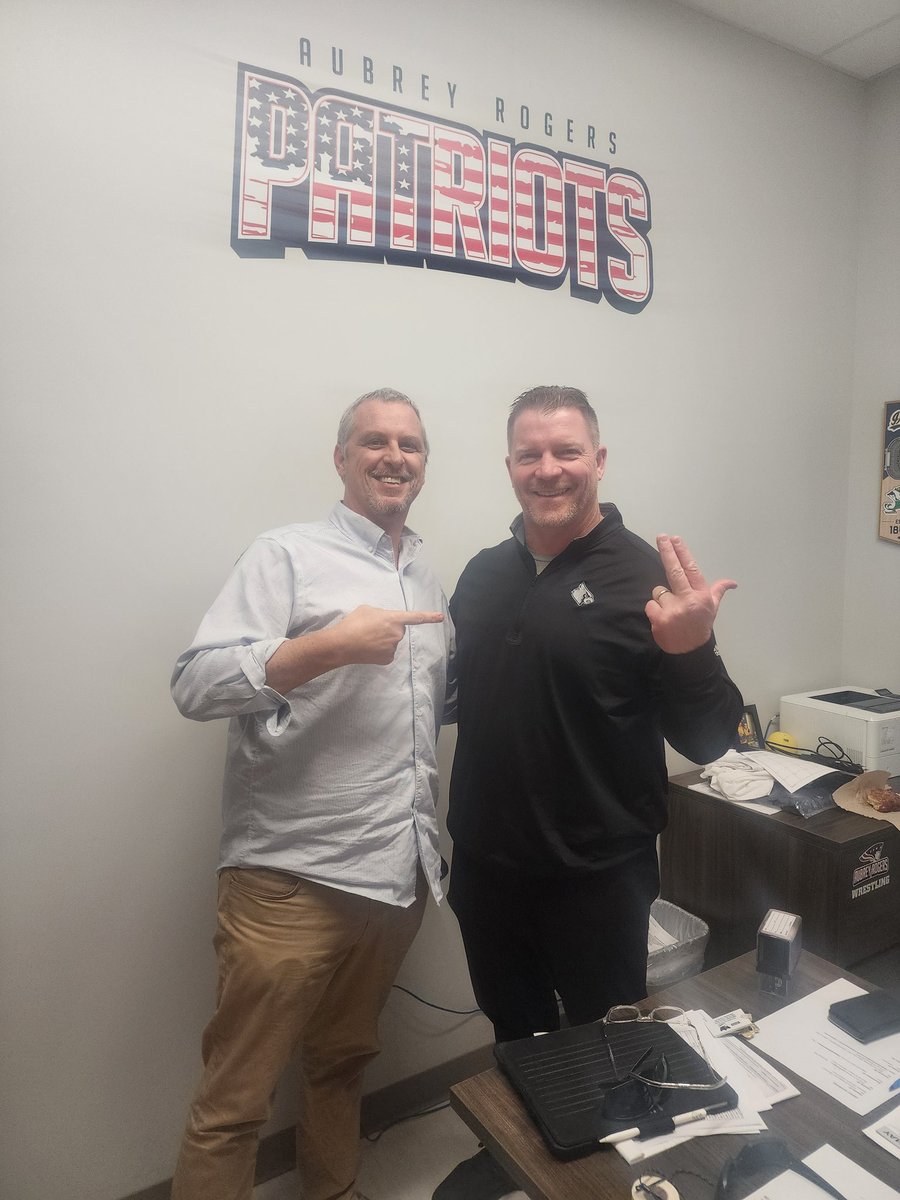 JJ Everage M. ED (@jjeverage) on Twitter photo Big Thank You to <a href="/MarkIvey90/">Coach Mark Ivey</a> for stopping by and checking in on our guys <a href="/LouisvilleFB/">Louisville Football</a> Big Thank You to <a href="/MarkIvey90/">Coach Mark Ivey</a> for stopping by and checking in on our guys <a href="/LouisvilleFB/">Louisville Football</a>