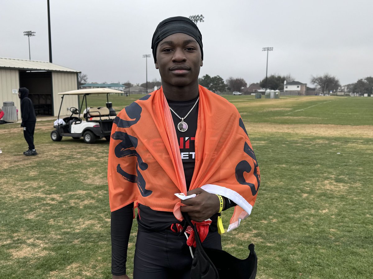 AFA Tyler (@afatyler) on Twitter photo DaQuwan Dunn (<a href="/DaQuwanDunn/">DaQuwan Dunn</a>) has been a rising prospect in the #DFW area picking up his 15th offer this morning
Dunn was making plays on both sides of the ball for Ignite Athletics this past weekend helping them win the Shock Doctor Dallas Championship 🏆 DaQuwan Dunn (<a href="/DaQuwanDunn/">DaQuwan Dunn</a>) has been a rising prospect in the #DFW area picking up his 15th offer this morning
Dunn was making plays on both sides of the ball for Ignite Athletics this past weekend helping them win the Shock Doctor Dallas Championship 🏆