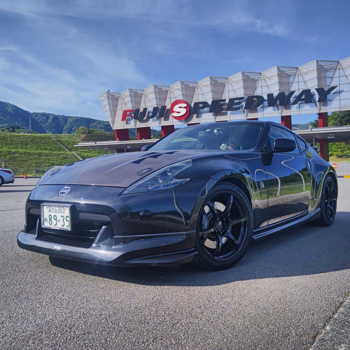 oshagara2's tweet image. #全日本黒い車はかっこいい選手権2025 
ホイールまで黒よ☺️