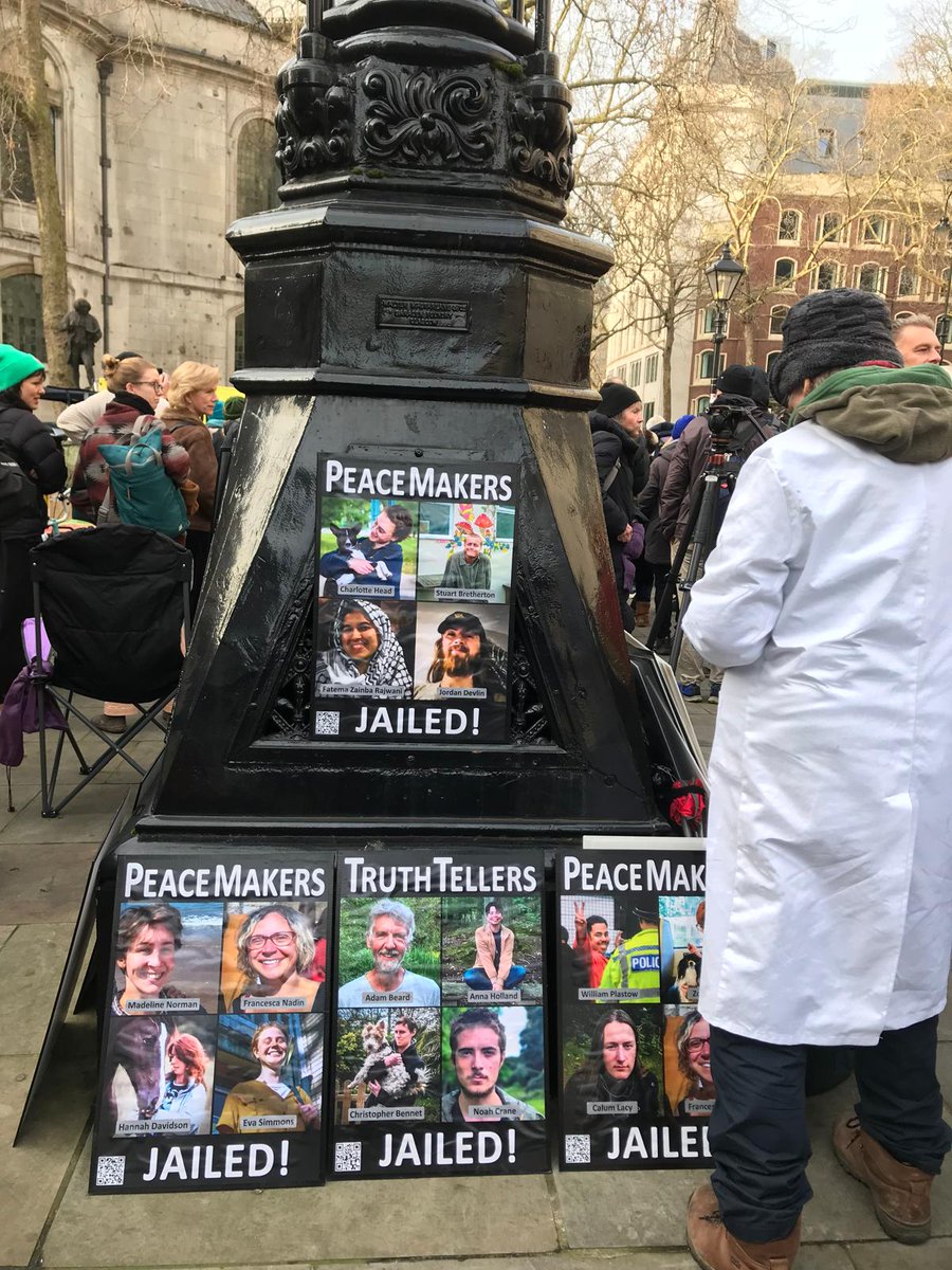 xr_Edinburgh's tweet photo. Protect our Right to Peaceful Protest
🚨Fossil fuel mogul #LordWalney released a report attacking #climateactivists
🚨A vital consent defense was removed erasing just powers and rights
🚨People have been banned from using the words 'climate change' in court
#SackLordWalney https://t.co/EZ1LByl4IE