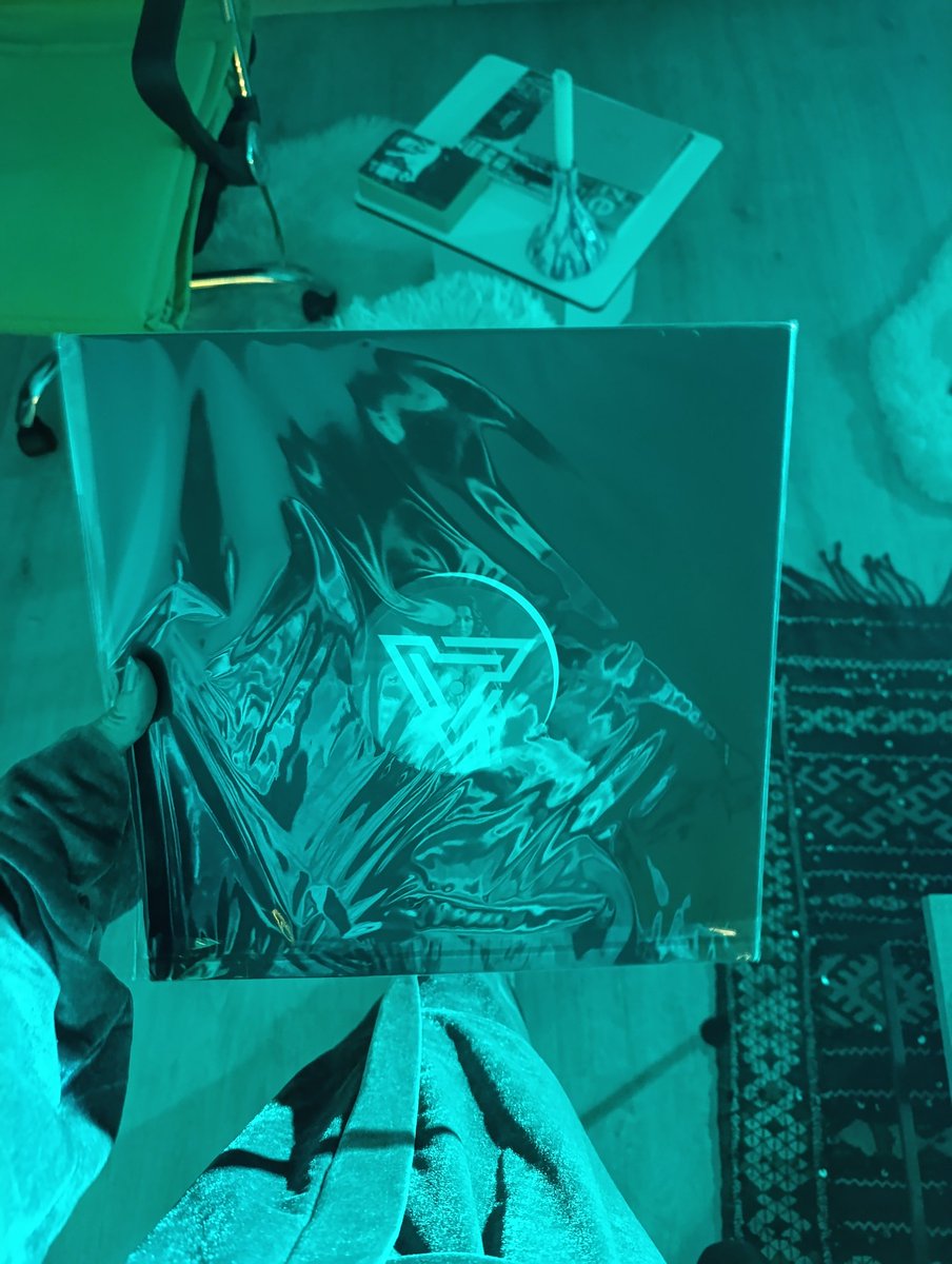 The moment when your music comes home… on vinyl! ⏺️👀 My remix for Marboc’s Objective Two (w/ @mechanicslavemusic) has arrived, and it’s sounding massive.🔥 TRANSHUMANISM EP is ready to spin! 🚀