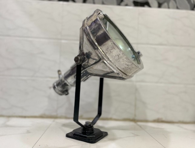 timelytreasure0's tweet image. Built for safety and durability, this industrial-grade explosion-proof floodlight is perfect for hazardous areas.  ebay.com/itm/3758924201… #ExplosionProofLighting #IndustrialLighting #Floodlight #HeavyDutyLighting #ChineseNewYearSale #love #instagood #fashion #photooftheday