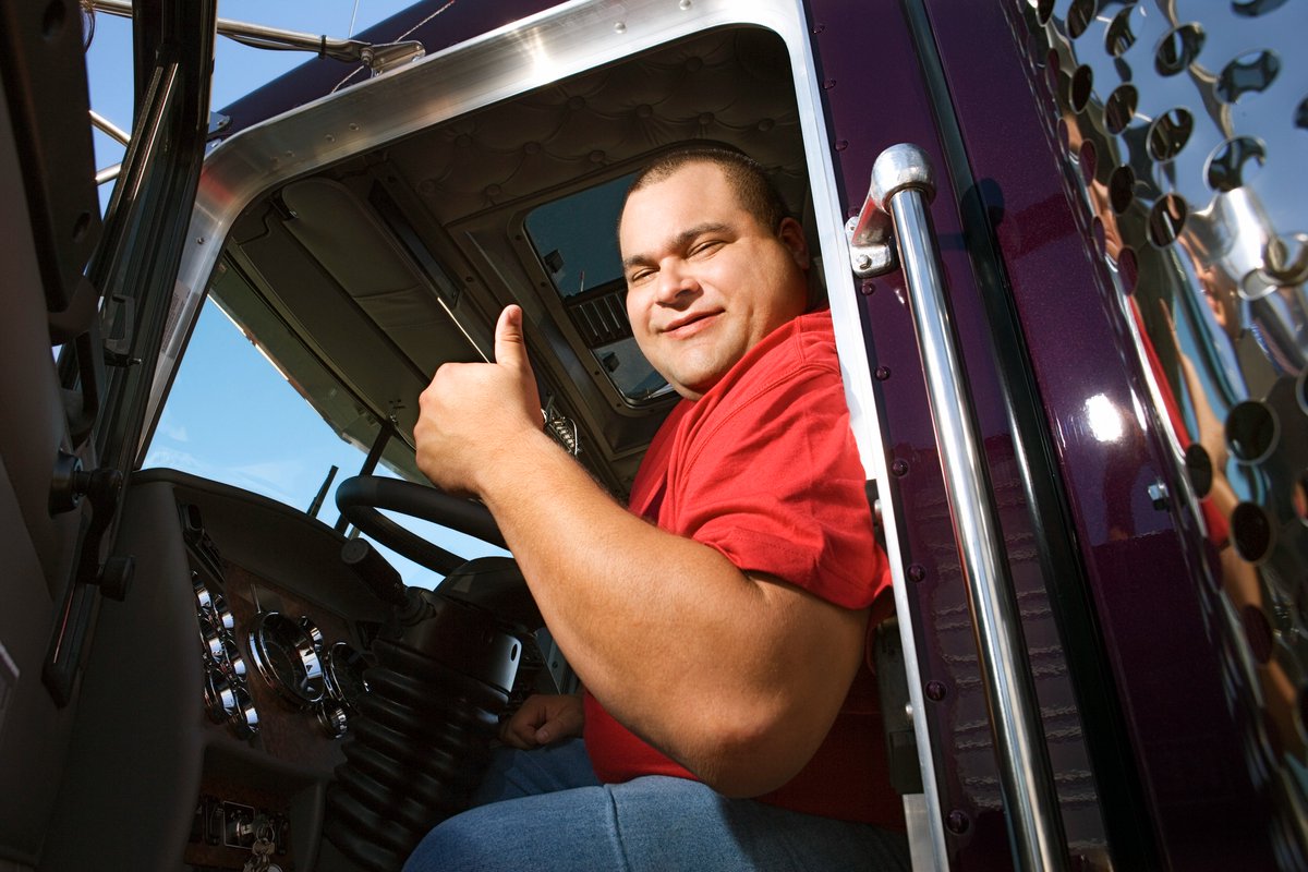 At Roadway Funding LLC, we understand that having the right transportation equipment is essential for your business success. That's why we specialize in providing tailored financing solutions that meet your unique needs. Contact us today.