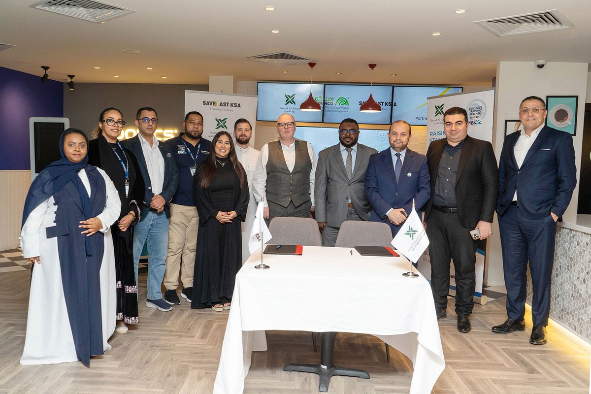 save_fast's tweet image. We&apos;re thrilled to announce our new partnership with @AMNCO Facility Management a leading facility services provider! The signing took place at our KSA head office, reinforcing our commitment to excellence in the cleaning industry.

#BICSc #FacilityManagement #AMNCO