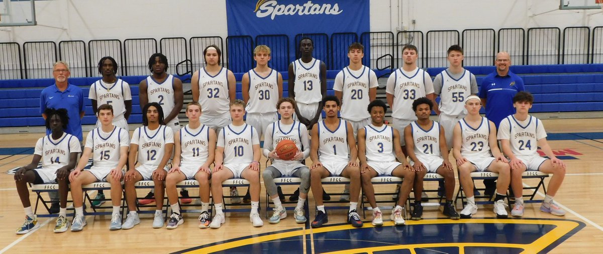 3 of the top 15 NJCAA Division III Men’s Basketball teams are in the MCAC Southern Division with M State coming in at #10.

Catch M State in action this week: 🏠 Wednesday Night: vs. St. Cloud 🏠 Saturday Afternoon: vs. Minnesota West. #GoBigBlue