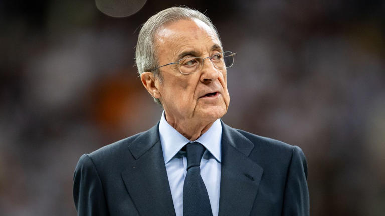 FootballTalkHQ's tweet photo. 🚨🚨Real Madrid president Florentino Perez wants to bring English referees to Spanish football to improve the standard of officiating. 

[@TeleFootball] https://t.co/WmnDPgiiSb