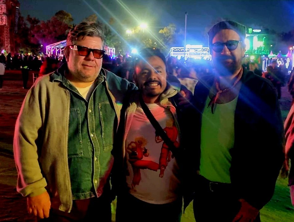 Un_Tal_Andriu's tweet image. Feliz cumpleaños institución de la radio y plataformas alternativas @ruleiro.
Has Sido un guía musical para tu servibar.

Abrazo fuerte 

#PoderosoCumpleRulo