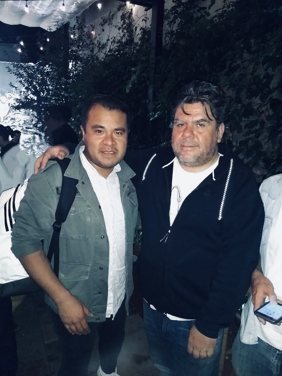 tweekkerr's tweet image. happy birthday a mi querido @ruleiro! pásalo increíble poniendo rolones y celebrando a tope, un abrazo enorme #PoderosoCumpleRulo