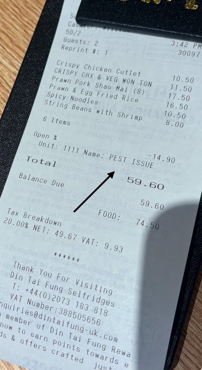 Wow <a href="/Selfridges/">Selfridges</a> I’ve just eaten at a restaurant in your London store.

We had a rat run across our feet whilst eating. Sent the food back. They wanted to only take the price of 2 diet colas off the bill? They then said 20% max.

What would you do? RT for awareness please.