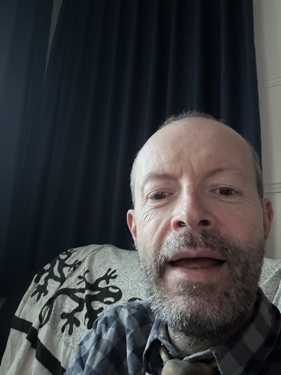 Spannend. Ich beim TV. 📺