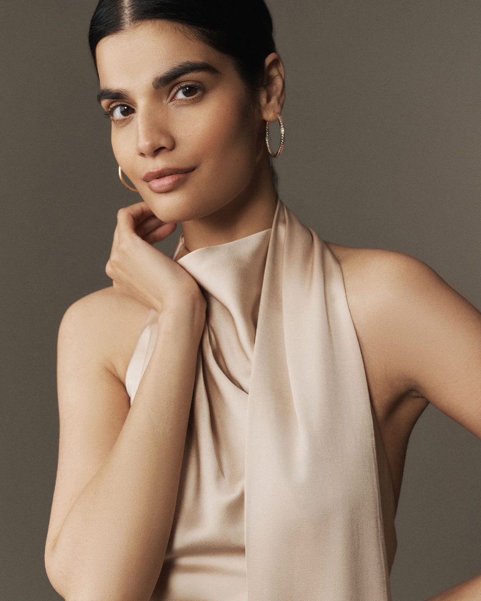 It's hard to be neutral when the guest looks are this good. Classic LBDs, rich espresso tones, and pearlescent silhouettes are taking over the RSVP list. Say 'yes', here: anthropologie.visitlink.me/mv_Xnl #AnthroWeddings