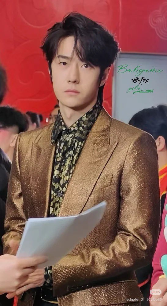 amxamor's tweet photo. พิอุ้ดไมค์ทองคำมาแล้วแม่ https://t.co/baE7mJTb2M