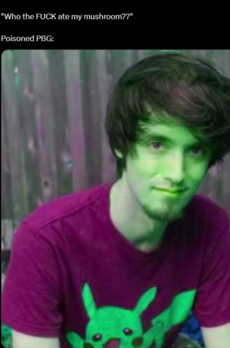 ray_clockmaster's tweet photo. He's green https://t.co/ExbB5nod9i