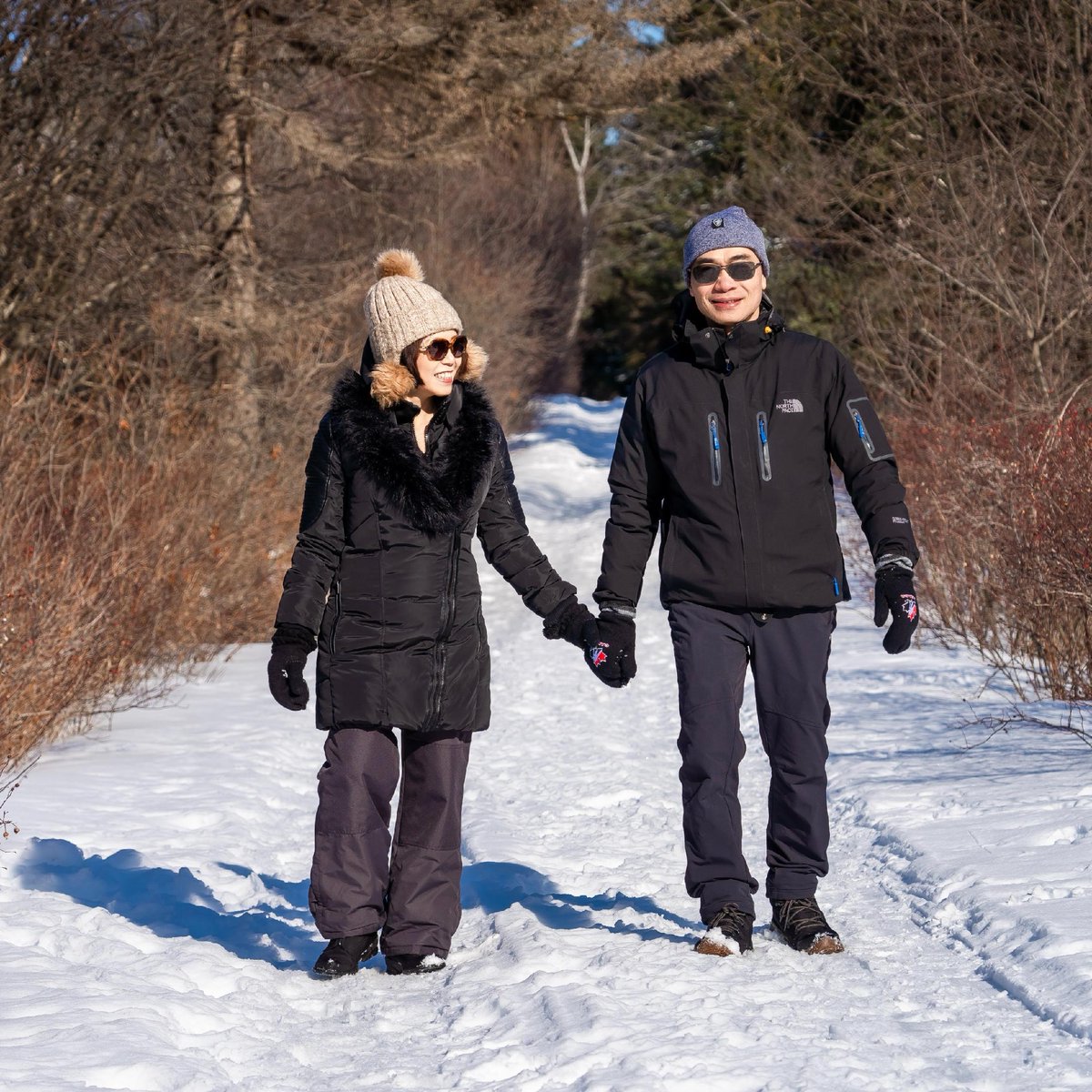 Plan a romantic getaway at the Barachois Inn Historic Bed &amp; Breakfast!

Spend your days exploring the North Shore trails, and warm up by the fireplace and air massage tub.  

cavendishbeachpei.com/packages/alway…