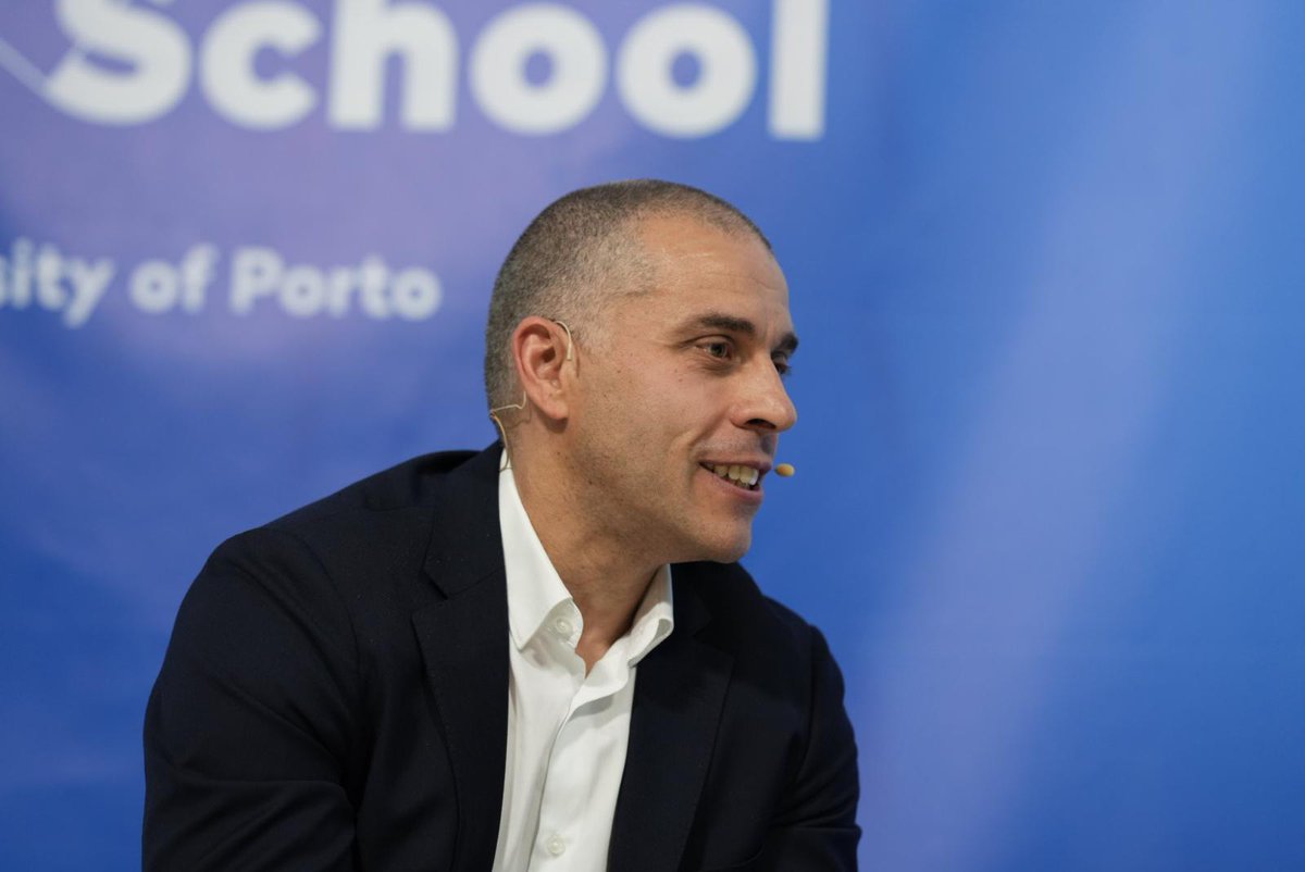 “Em termos de mais-valia, para além da segurança, temos uma miríade de situações em que podemos de forma fácil escalar mais equipamentos na rua. Como as câmaras de videovigilância”. Bruno Eugénio, CMP