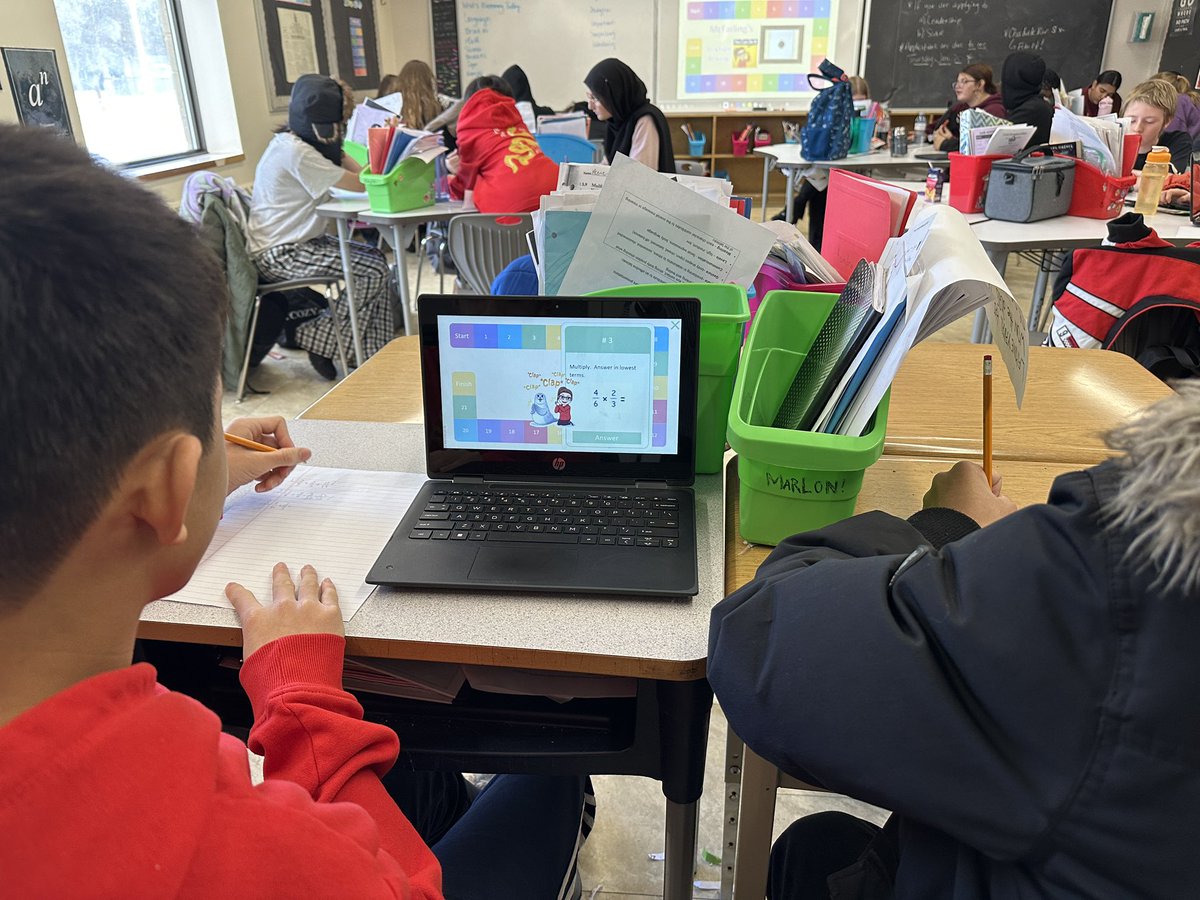 TaraMcFarling1's tweet image. Reviewing today with the McFarling Fraction Game (patent pending 🤣) @Woodman_Wolves @GEDSB #fractionsarefun