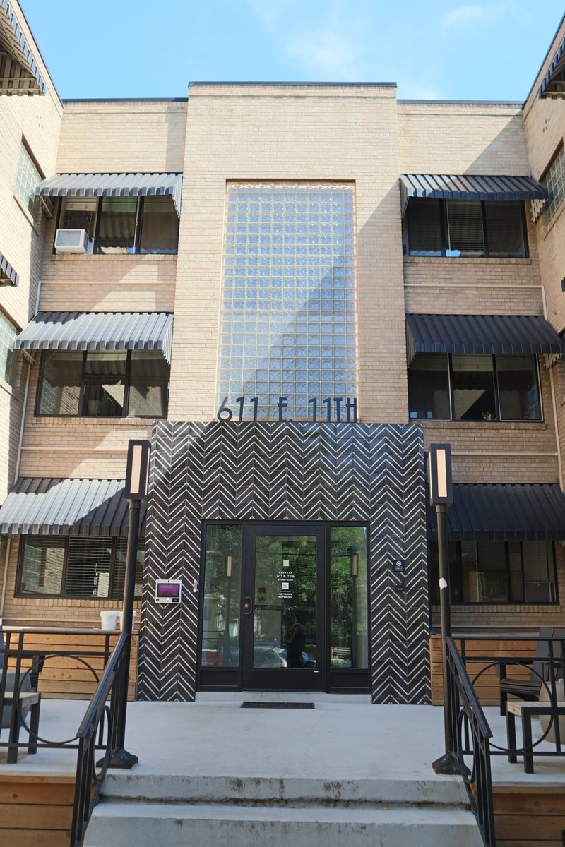 AdLightGroup's tweet photo. ☀️Don't mind us daydreaming of Cap Hill in summertime ☀️

#ArchitecturalSignage
#EnvironmentalDesign
#WayfindingSignage
#SignageDesign
#UrbanDesign
#CustomSignage https://t.co/GcpmJtg0Zg