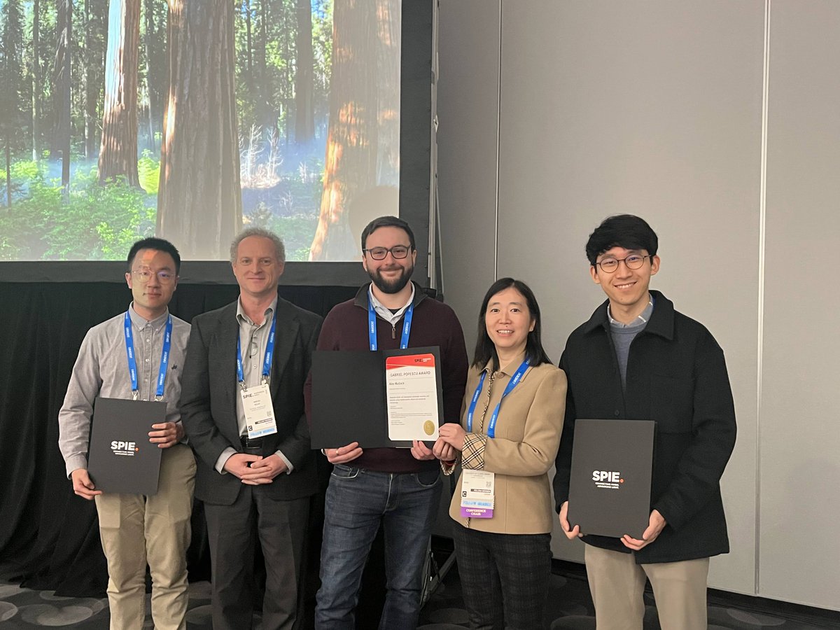 moofaca's tweet image. Congrats to our award winners at #QuantitativePhaseImaging conf. at @PhotonicsWest 

🥇 @CislMatlock (MIT) – Gabriel Popescu Award
👏 @YunhuiGao99 (Tsinghua Univ.) &amp;amp; Yoonjae Chung (KAIST) – Recognized for outstanding presentations

#QPI  #Holotomography