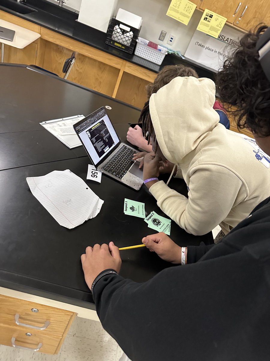 Julia McCollom tweet media