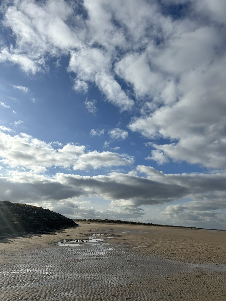 Everything is always better at the seaside 🌊
