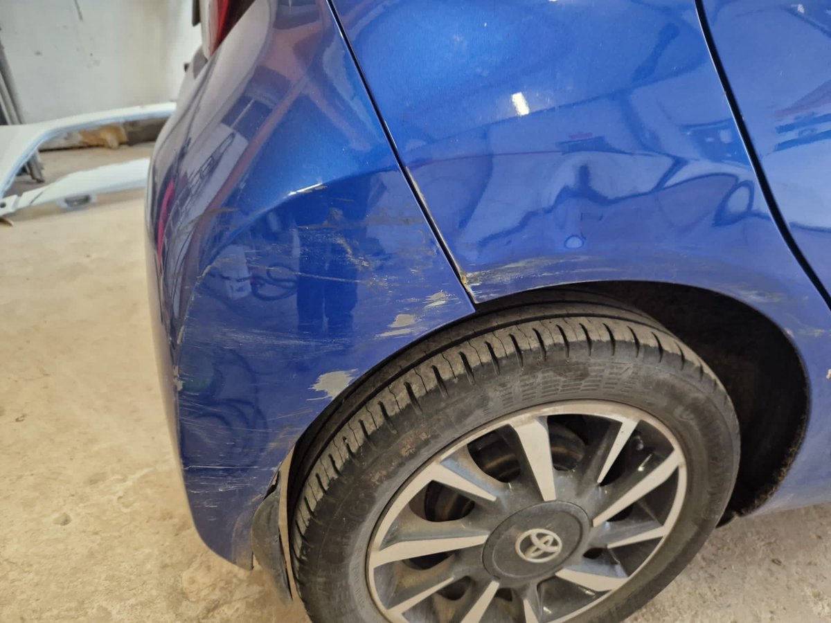 WxMSmart's tweet photo. Nice little scrape !
#BumperRepair #ScratchRepair #PaintRepair 
Yes do them all.
FREE advice &amp; Local Home Inspections.
#wrexham ⁦@chestertweetsuk⁩ ⁦@NWalesSocial⁩ https://t.co/3axnLSW1yO