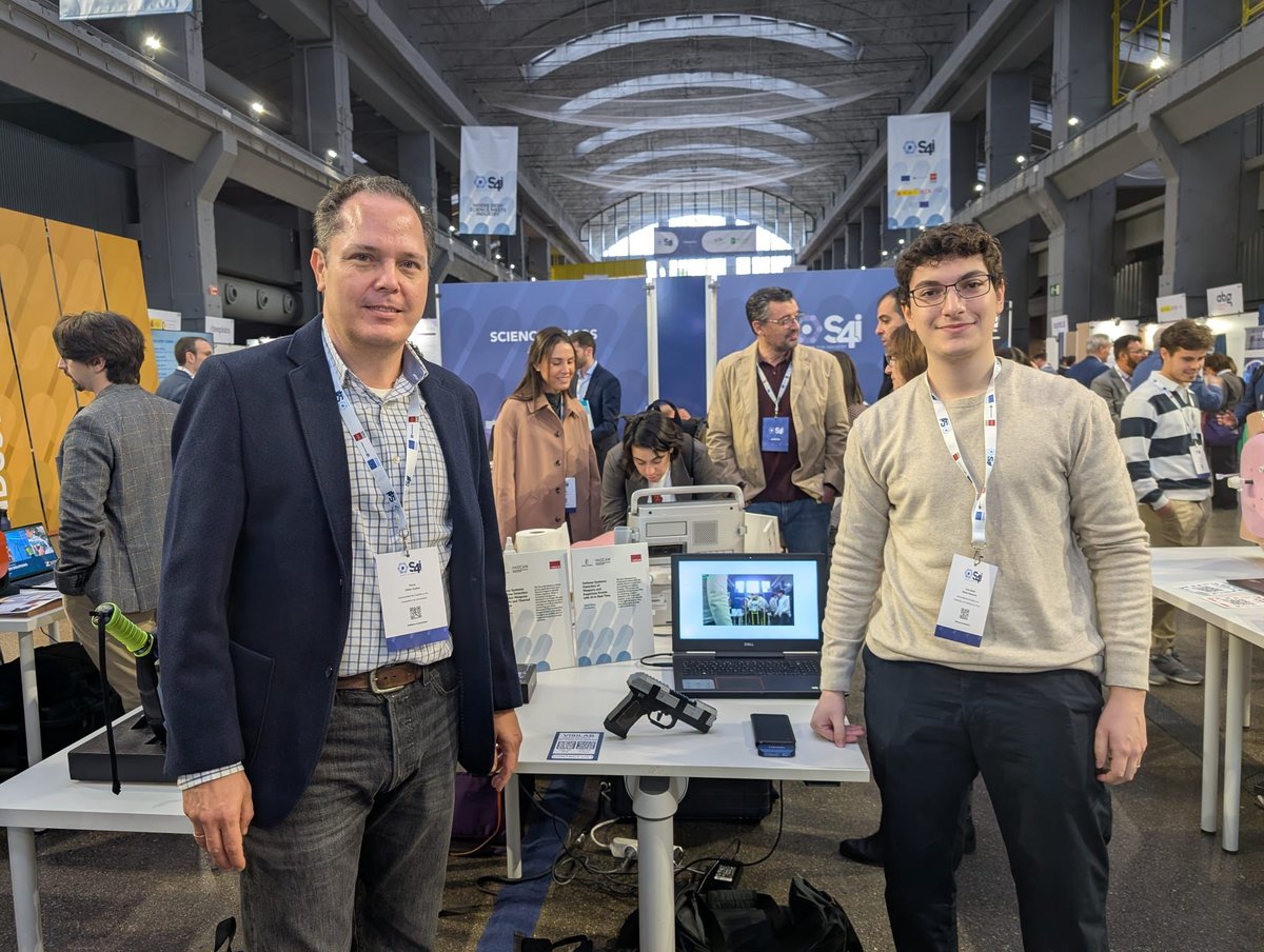 Investigadores de nuestro @GrupoVISILAB asisten estos días a la Feria Science For Industry 2025 Madrid @Science4i