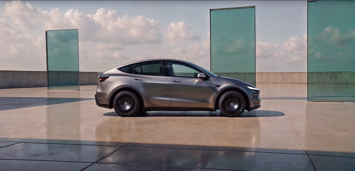 Razor 19” + facelift = 🖤

thenewaero.com