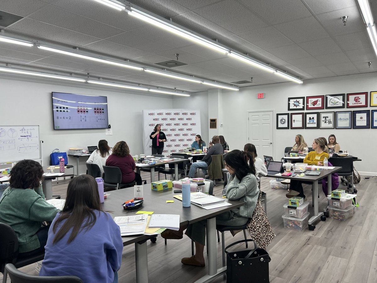 3rd grade math teachers in Western Kentucky are exploring fractions with Cindy Aossey from KCM. Great day of hands on learning!
#EngageEquipEmpower 
#KCM