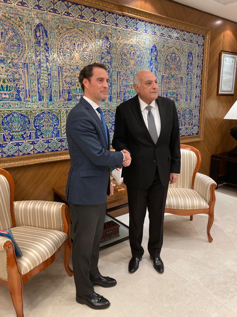 JavierColominaP's tweet photo. Excellentes réunions avec le Chef des Forces Armées Général Chanegriha et le Ministre AE @AhmedAttaf_Dz @Algeria_MFA pour discuter de la coopération @OTAN-🇩🇿. #Algerie est un acteur clé dans la région MENA et Sahel, et interlocuteur essentiel sur les enjeux sécuritaires régionaux https://t.co/keKwz5a0ce