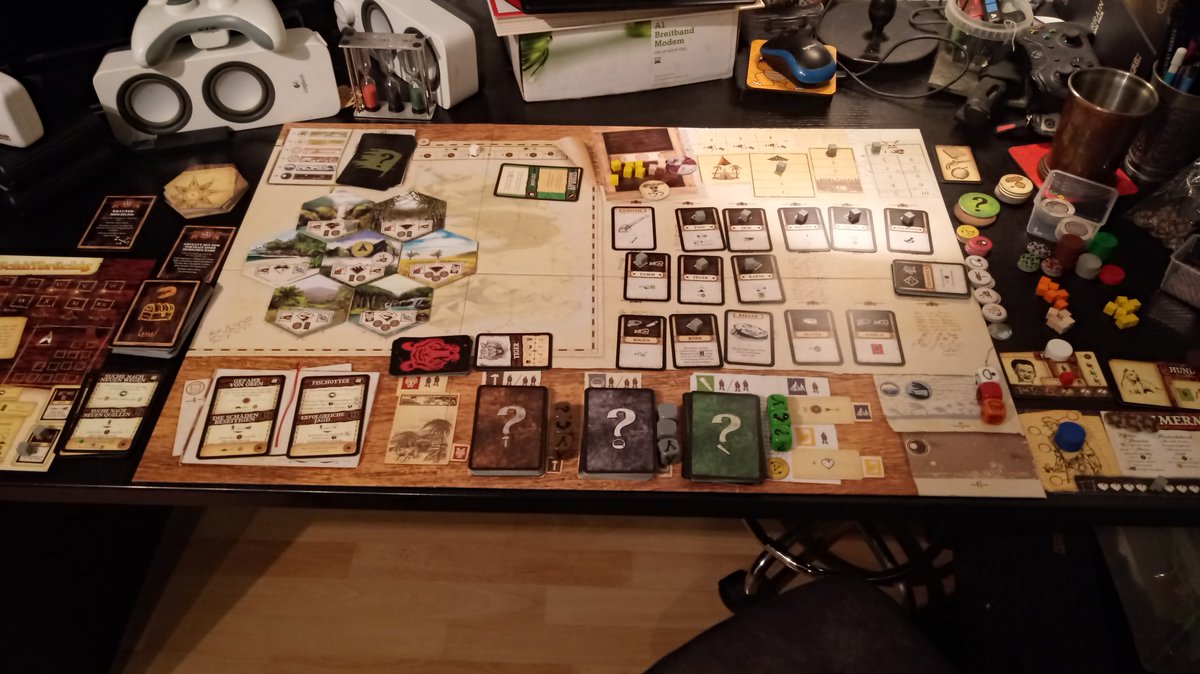 Postmodestie's tweet image. At long last I&apos;ve finally managed to bring #RobinsonCrusoe to the table. The #Dized app already helped me with #TinyEpicGameOfThrones so I gave it a shot and it worked well. First two rounds were accompanied, then one can revisit all functions from a menu. If this continues I&apos;ll…
