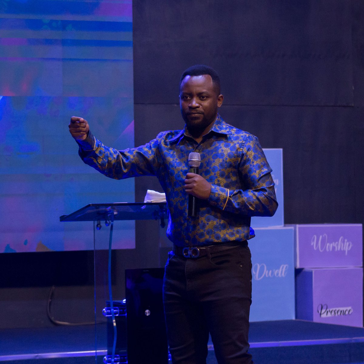 PBKagyezi's tweet photo. Pneuma Fellowship LIVE: 

The Holy Spirit is the carrier of God's power.

When the Holy Spirit dwells in you, you tap into God's limitless power! You have access to the same power that raised Christ from the dead.

Whatever is true of Christ is yours to experience! Since Christ received the Spirit without measure, you too can receive Spirit without measure!
#PneumaFellowship