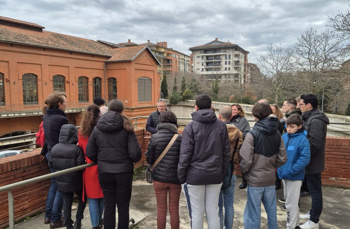 Dans le cadre du dispositif #ParentsEnEntreprise mis en place par <a href="/actoulouse/">Académie de Toulouse</a> , <a href="/EDF_Occitanie/">EDF Occitanie</a> a ouvert les portes du site du Bazacle.
180 parents, accompagnés de leurs enfants, ont découvert les coulisses d’EDF et exploré les métiers de l’énergie à travers des ateliers immersifs