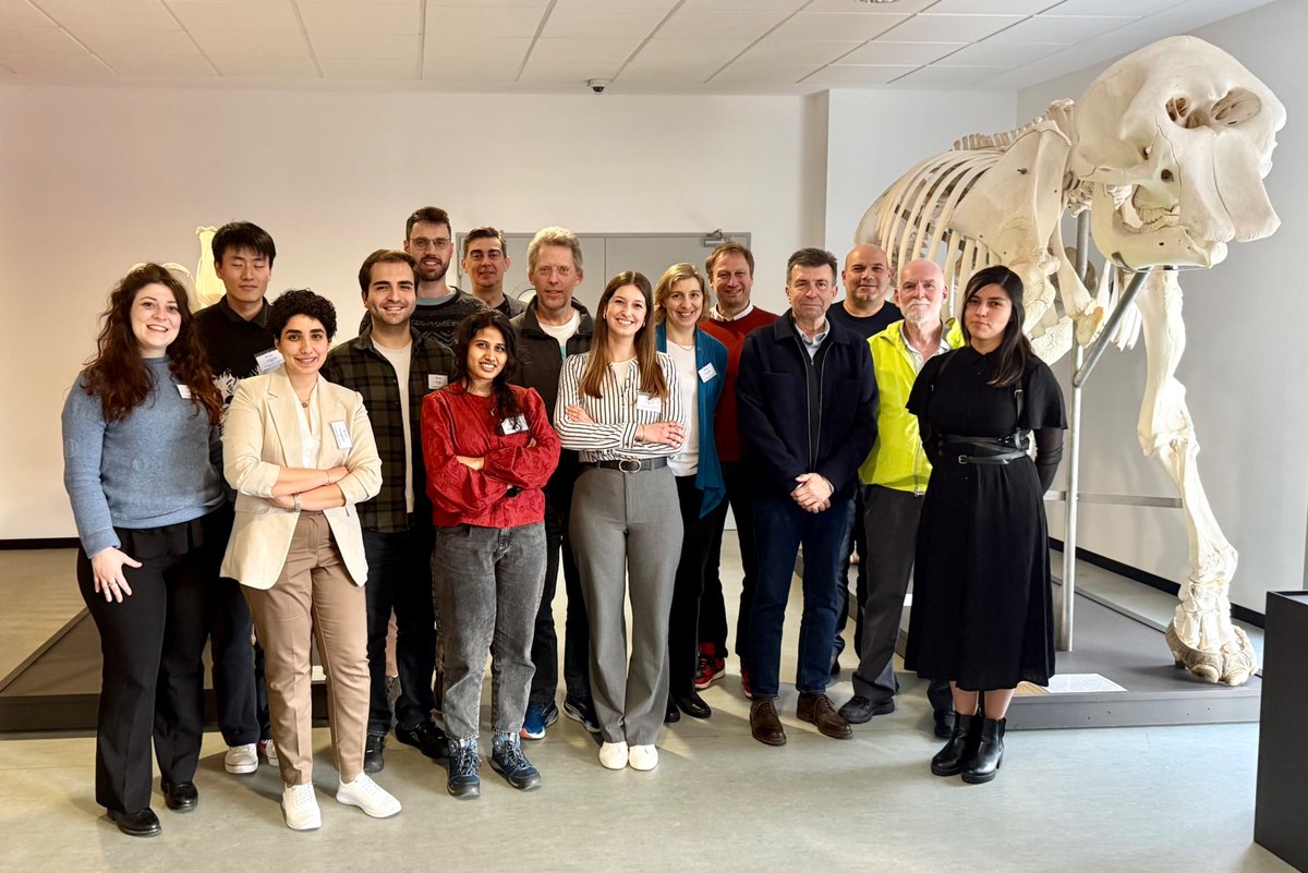 Group picture of the @activa_dn Marie Curie network meeting in #Murcia today!
Winter school will continue through the week!
@lo_um @umu <a href="/Voptica/">Voptica</a>