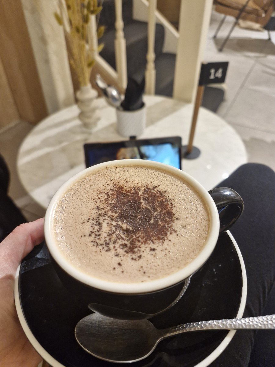 What a fun double audition day. First auditioning for the absolutely lovely <a href="/marcfrankum/">Marc</a> and then an exciting puppetry workshop with <a href="/NightGardenLive/">Night Garden Live</a> . I've had the most enjoyable day and ended it with a Bailey's hot chocolate. Even if it doesn't go my way, my heart is full ❤️