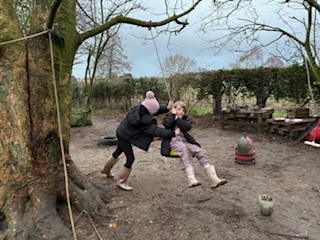 NectonFS's tweet image. The weather didn't dampen this wonderful groups spirit. Creativity in the mud kitchen, laughter and friendships blooming with the swing, teamwork with stone collecting and adventures in climbing, The best atmosphere to finish the day.