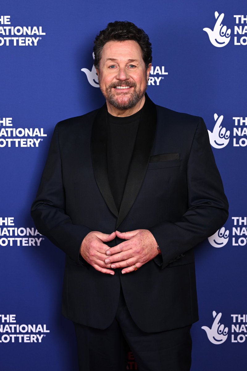 mrmichaelball's tweet image. I had the most amazing night performing at ‘The National Lottery’s Big Night of Musicals’ at the AO Arena in Manchester earlier this week! 🎶
You can watch the show on @BBCOne and listen to it on @bbcradio2 soon! @TNLUK #BigNightOfMusicals 🎭 Mx