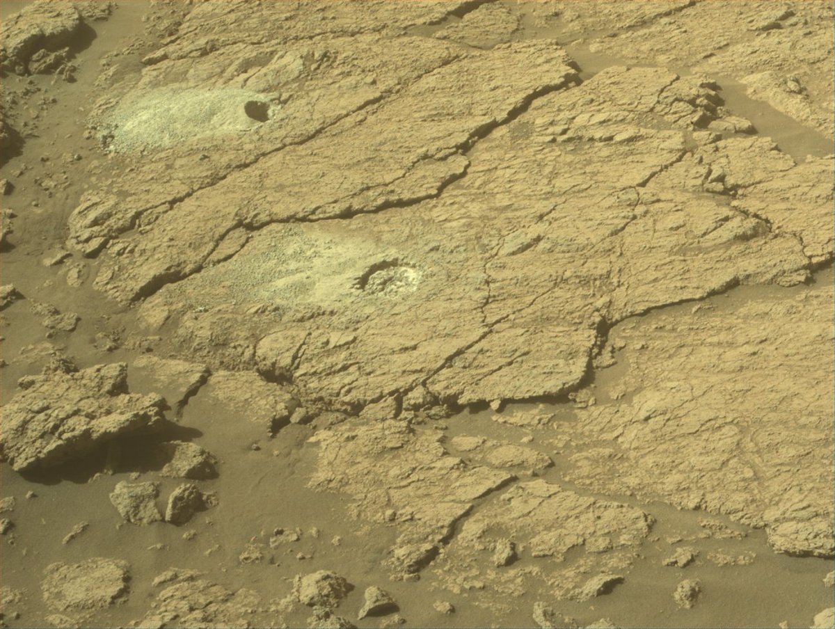 fredHeller1's tweet image. Sol 1401 Houston we have sample!

26th rock sample from the top of the rim!

#perseverancerover @NASAPersevere
#jezero